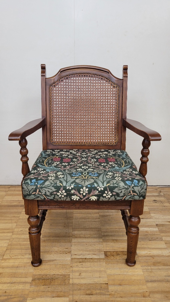 家具修理 カントリーハウス・ブルージュ張替修理事例 - ダニエルブログ